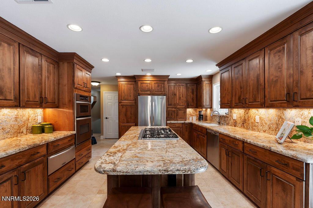 Image 3: 43_2450SequoiaLane_CopyrightJeremyJensen