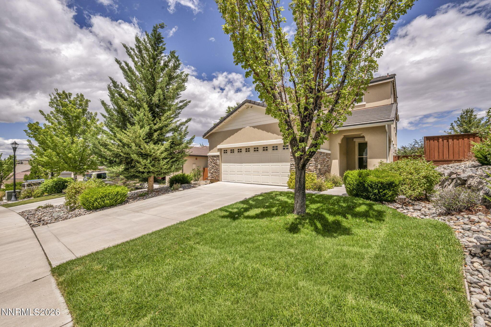 Image 3: 3-web-or-mls-2726-alessandro-drive