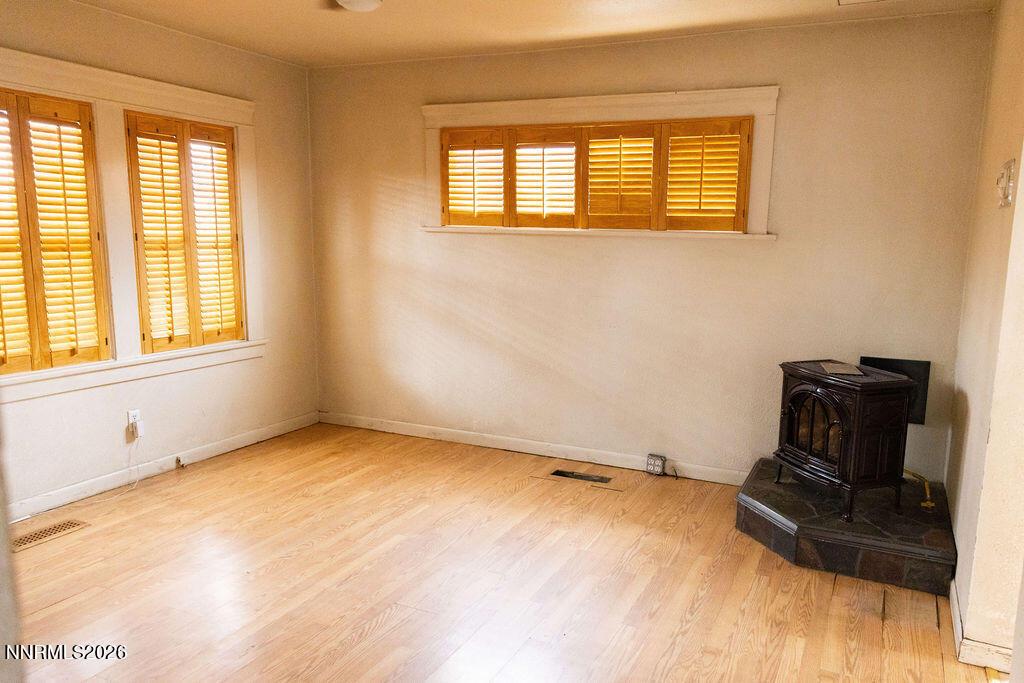 Image 2: 605QuincyStreet-1