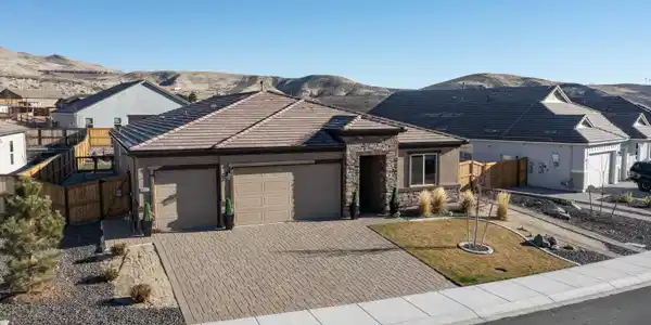 8377 Fenhollow Drive