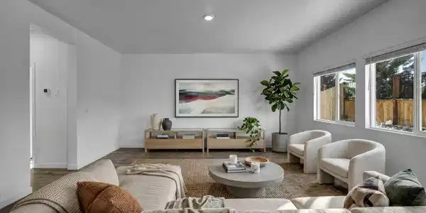 Image 2: 16-web-or-mls-8918-wolf-moon-dr staged