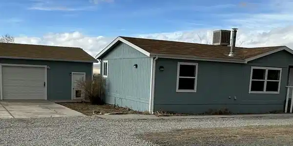 Image 3: house