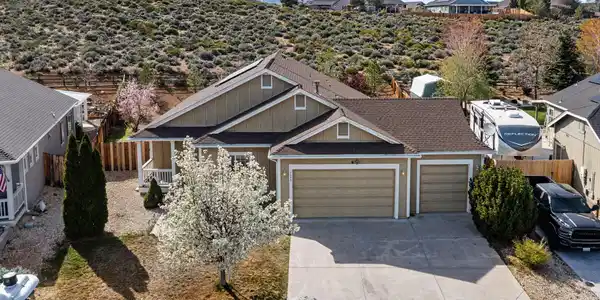 7593 Gold Drive