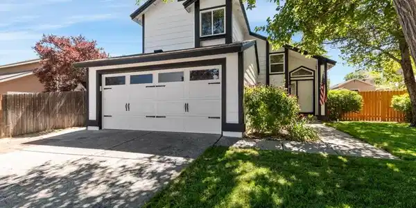 2716 Pajaro Place