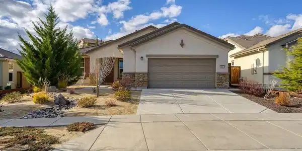 861 Larrimore Trail