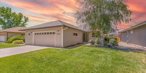 1785 Mahogany Circle