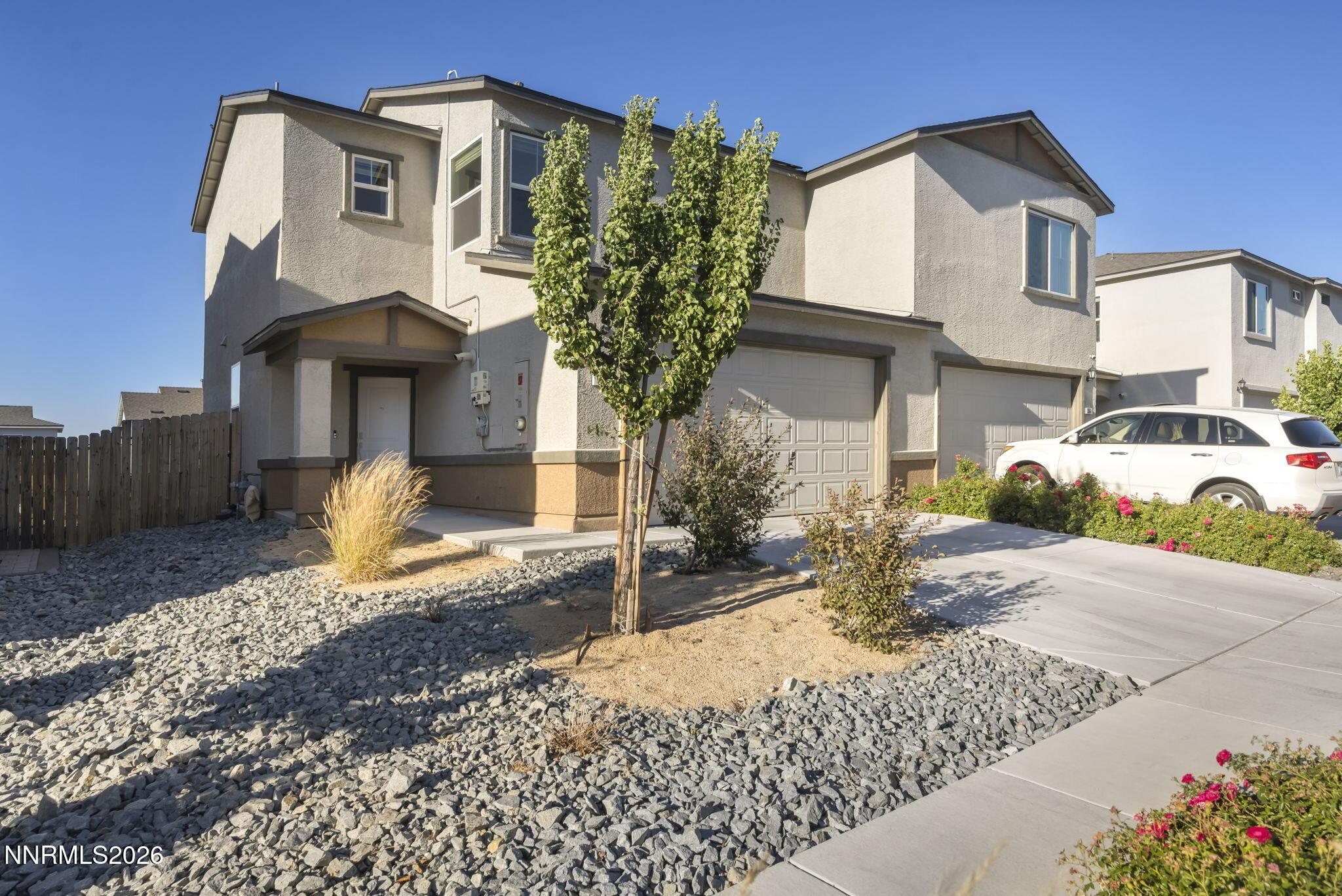Image 2: 2-web-or-mls-8863-wolf-moon-dr