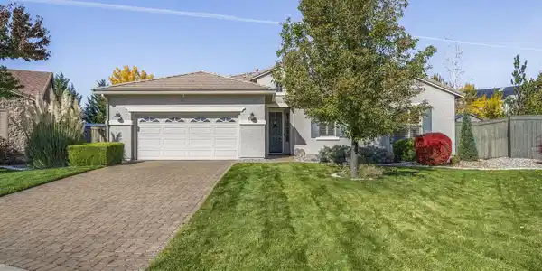 1360 Lambrays Lane