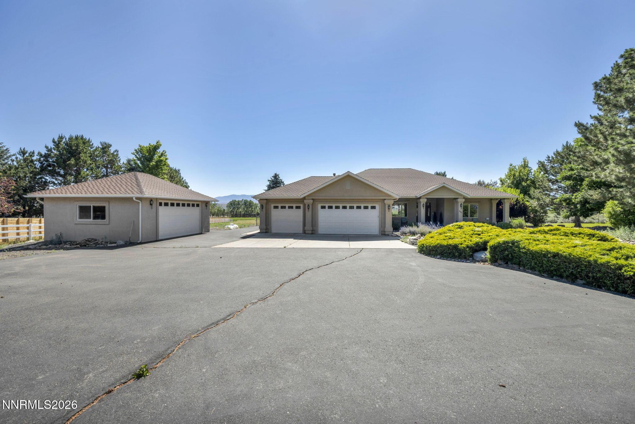 Image 3: 8-web-or-mls-261-fredericksburg-rd