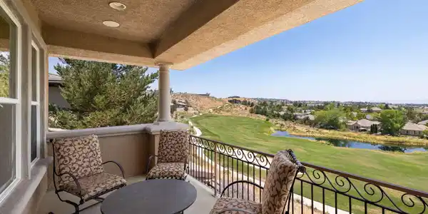 Image 3: 43-web-or-mls-2270 Ridge Field-44