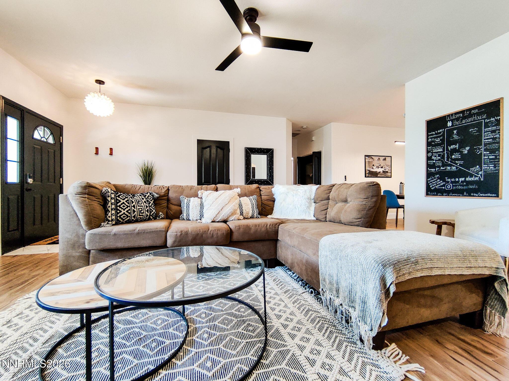 Image 2: Living area