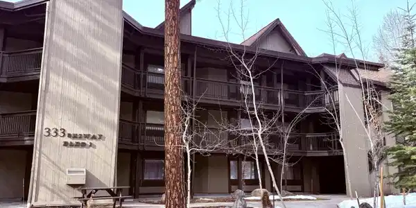 333 Ski Way