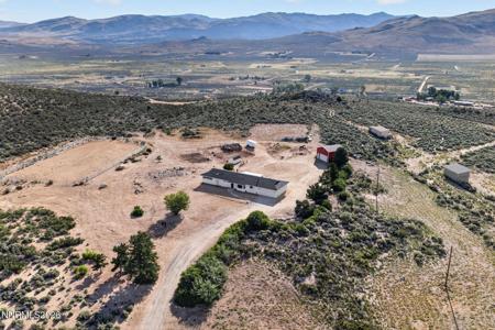 110 Quarterhorse Circle