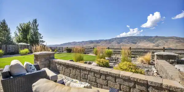 Image 2: 73-web-or-mls-8580-gypsy-hill-trail