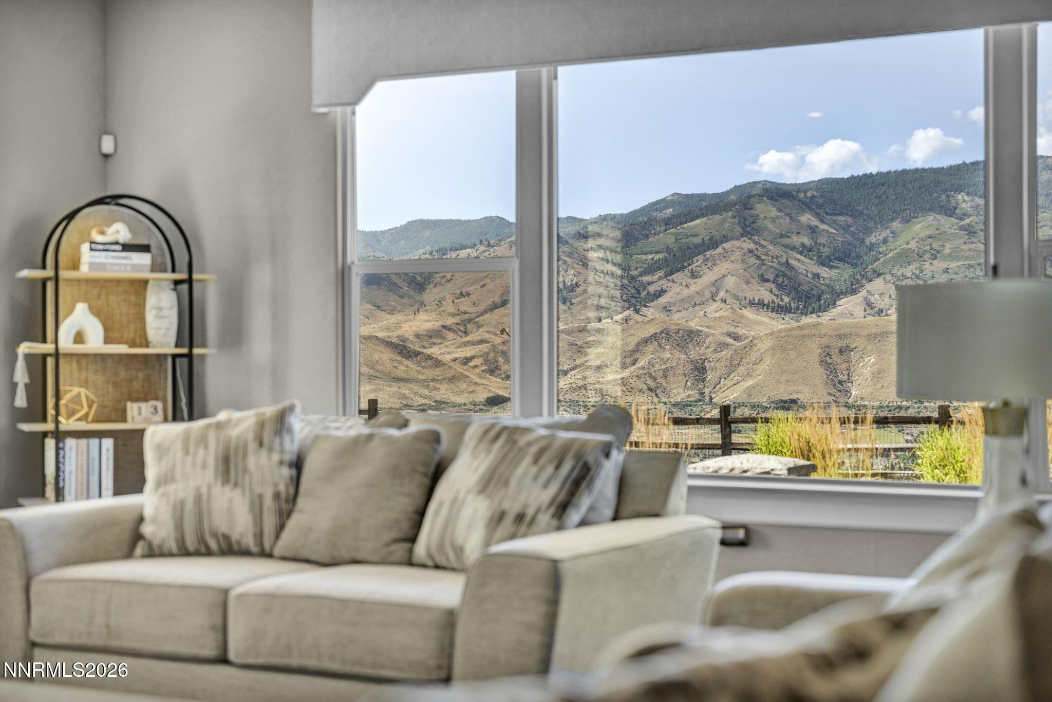Image 4: 113-web-or-mls-8580-gypsy-hill-trail