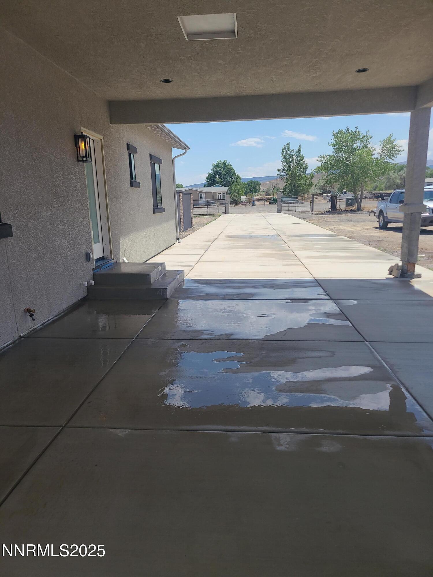 Image 4: TOM CARPORT CEMENT DRIVEWAY 25
