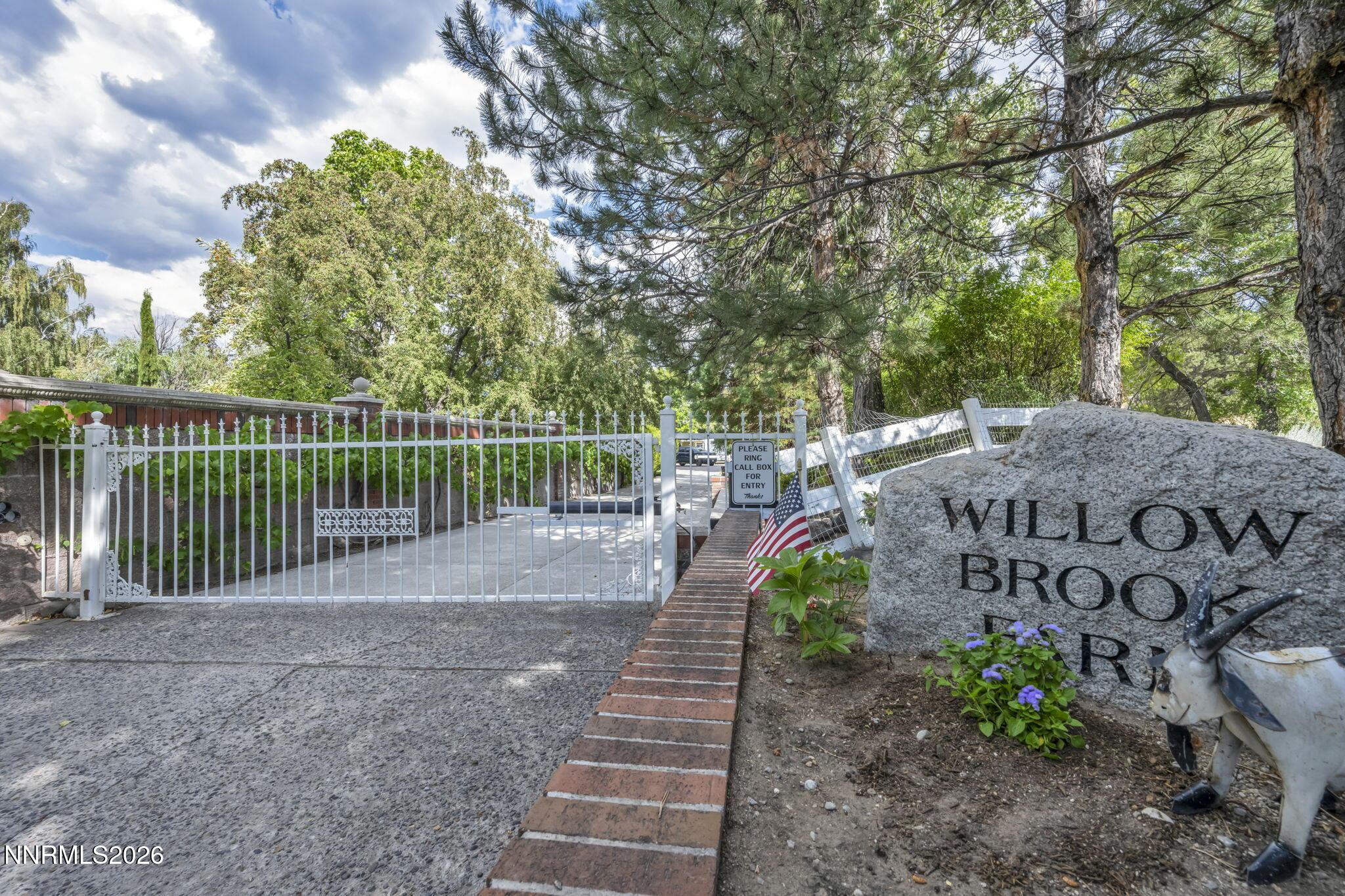 Image 3: 160-web-or-mls-4010-canyon-dr