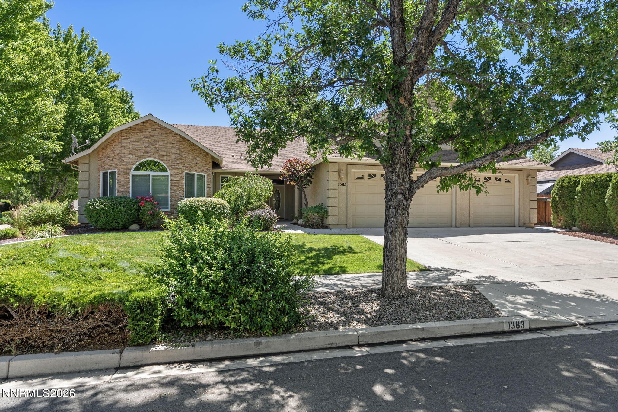 Image 3: 4-web-or-mls-DSC05557