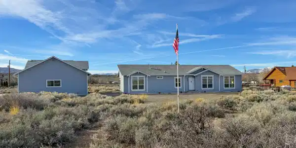 2335 Jacobsen Lane