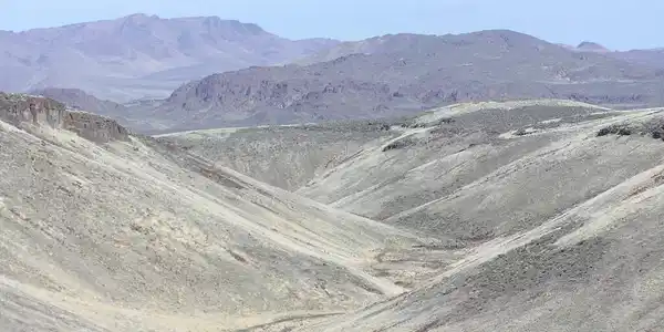 Image 2: 01
