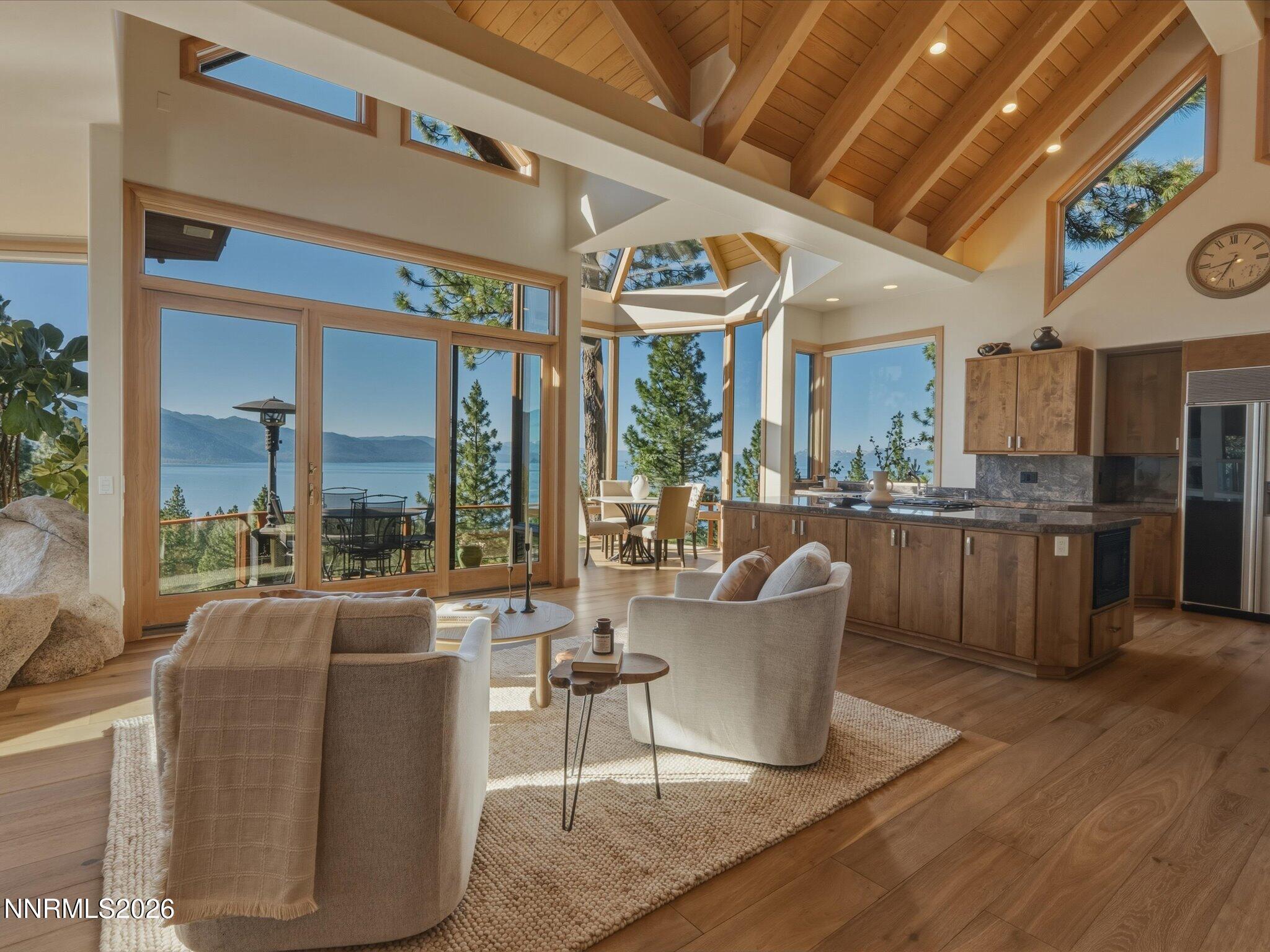 Image 3: 27-Knotty Pine-119
