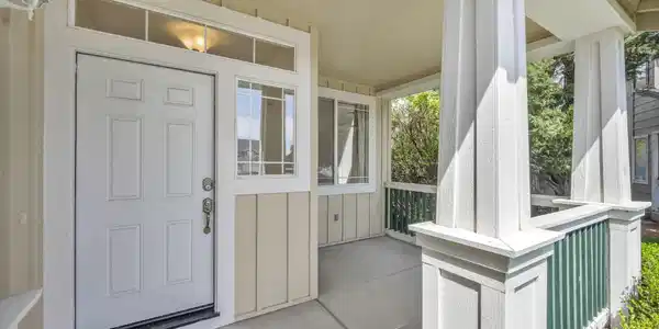 Image 3: 4-web-or-mls-9825-suncrest-dr
