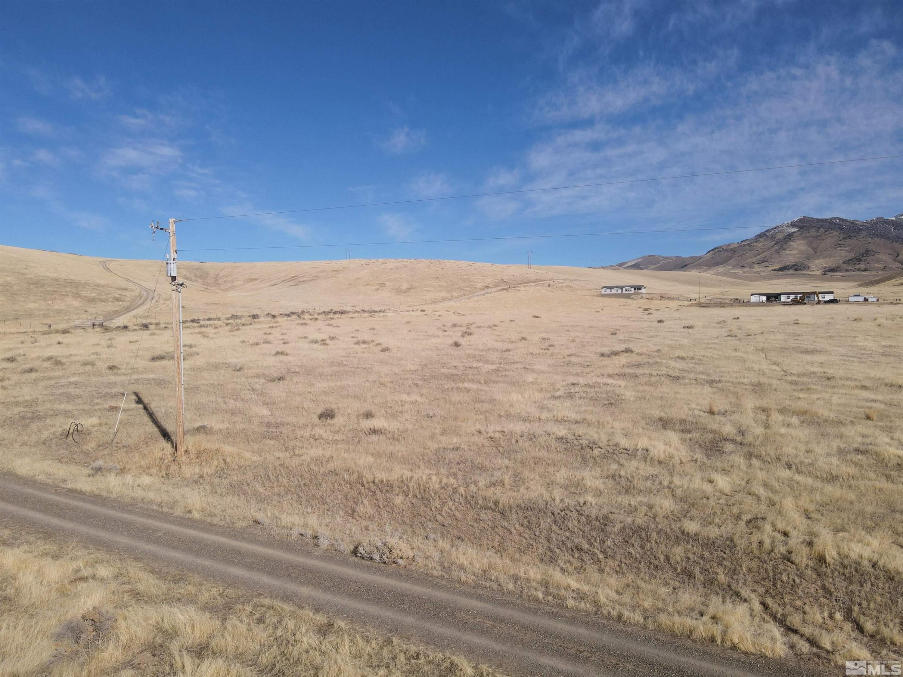 Image 3: Photo 2