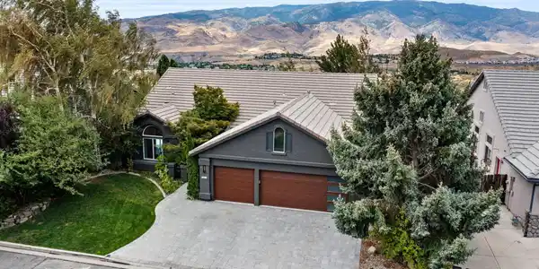 Image 3: Mountain View Roofline