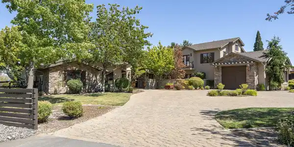 4130 Latigo Court