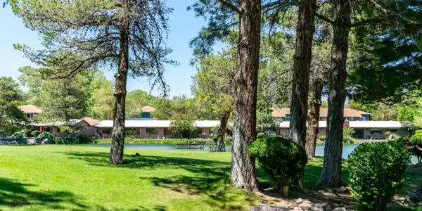 125 Lake Glen Drive