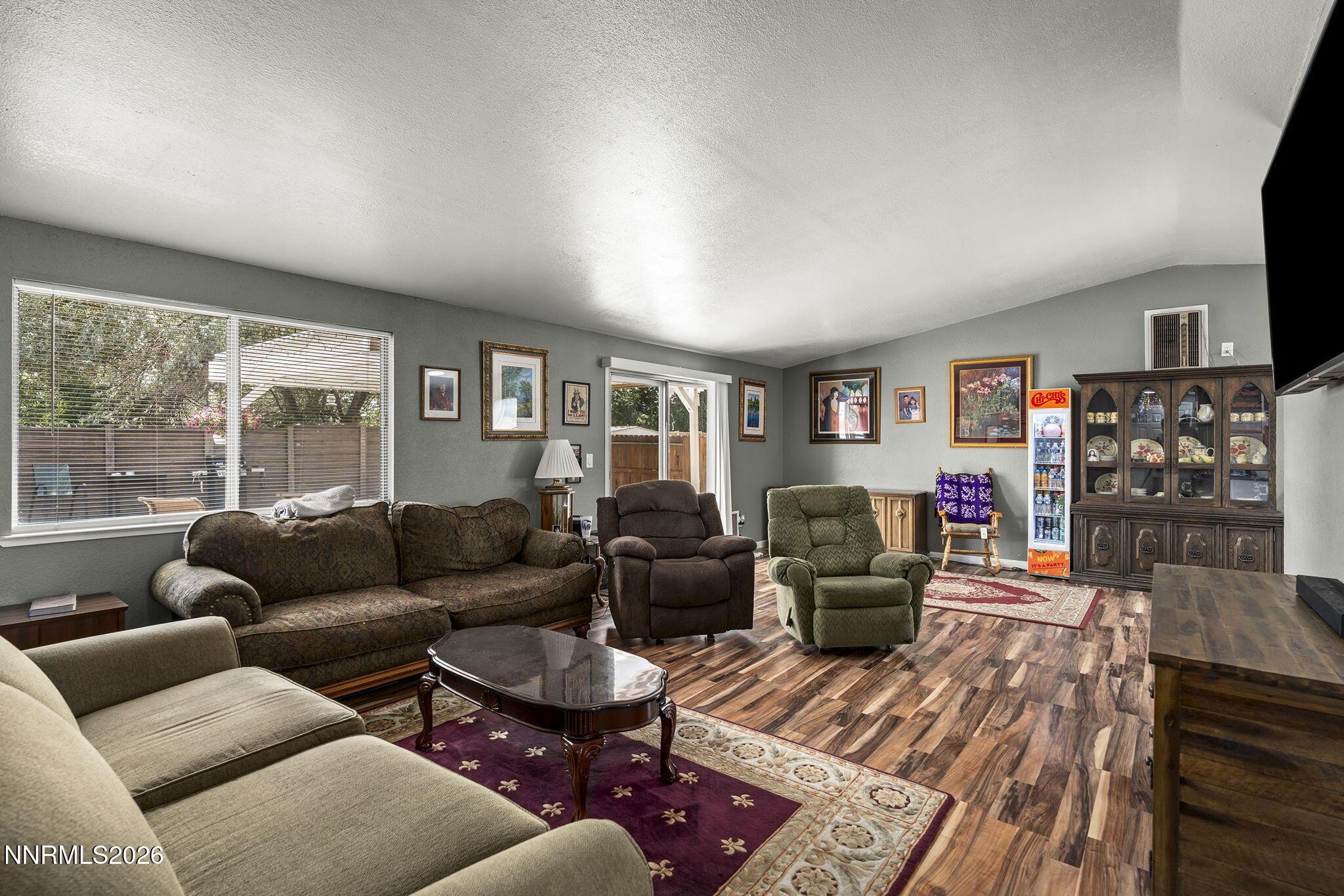 Image 3: 3-web-or-mls-_DSC2901