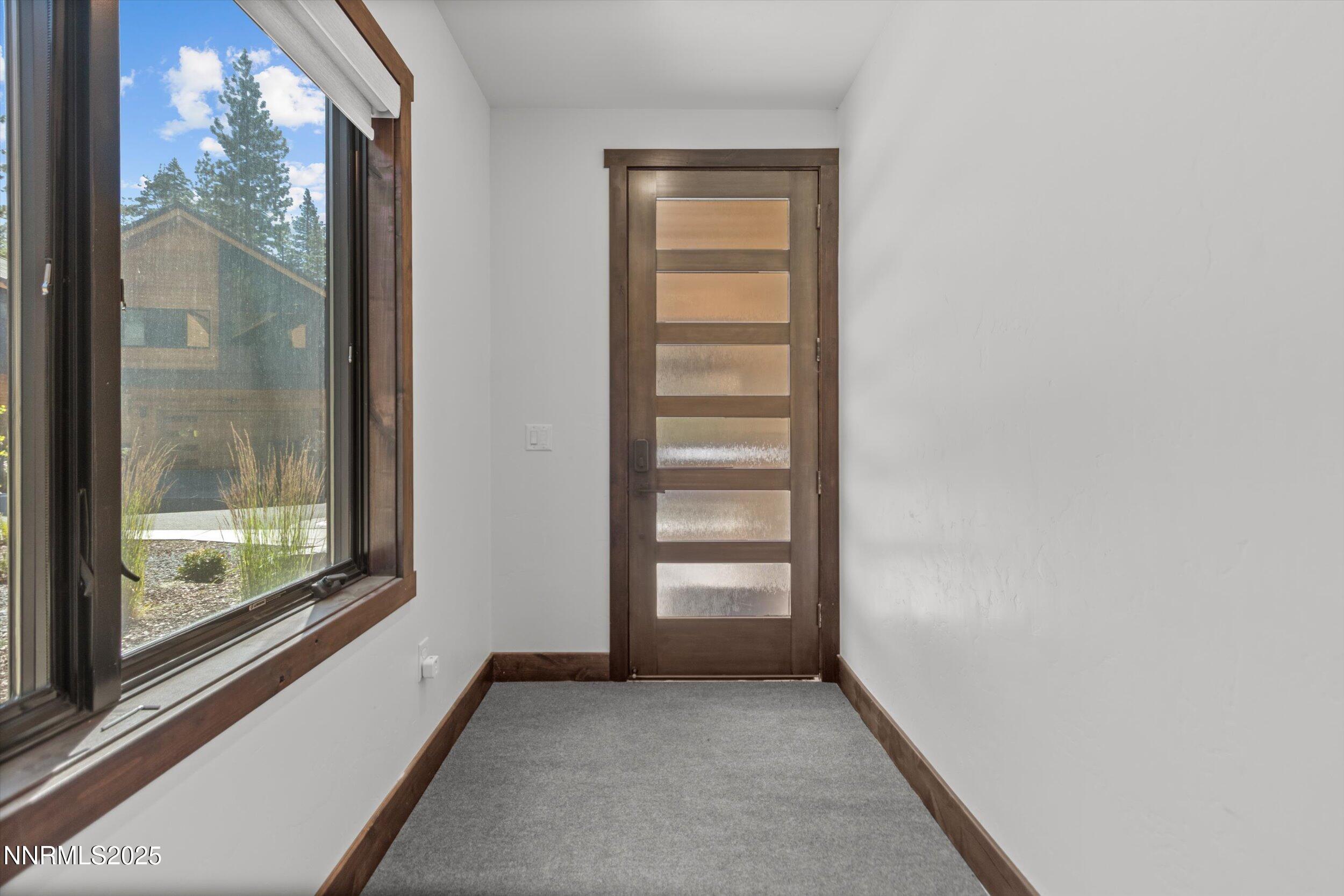 Image 3: Entryway