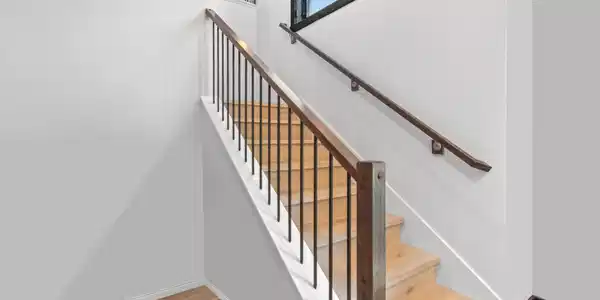 Image 4: Staircase