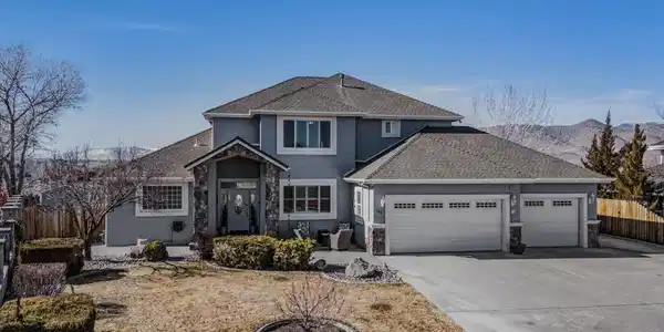 103 Hillcrest Circle