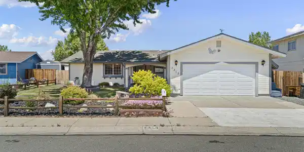 3313 Plymouth Drive