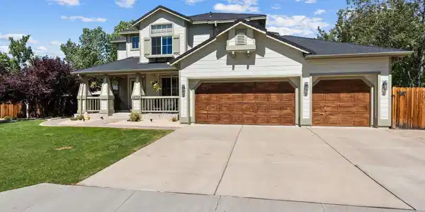 Image 3: 3-web-or-mls-DSC05984