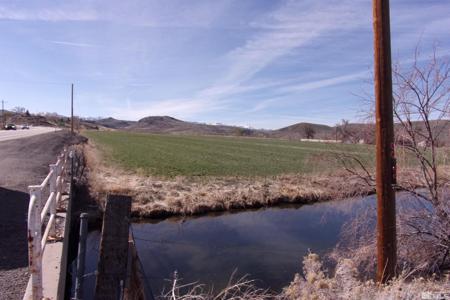 700 N Hwy 395