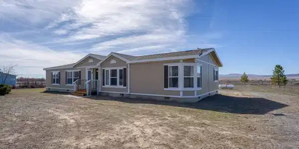 Image 2: 22225 Topaz Lake Ln Lovelock NV 89419 7