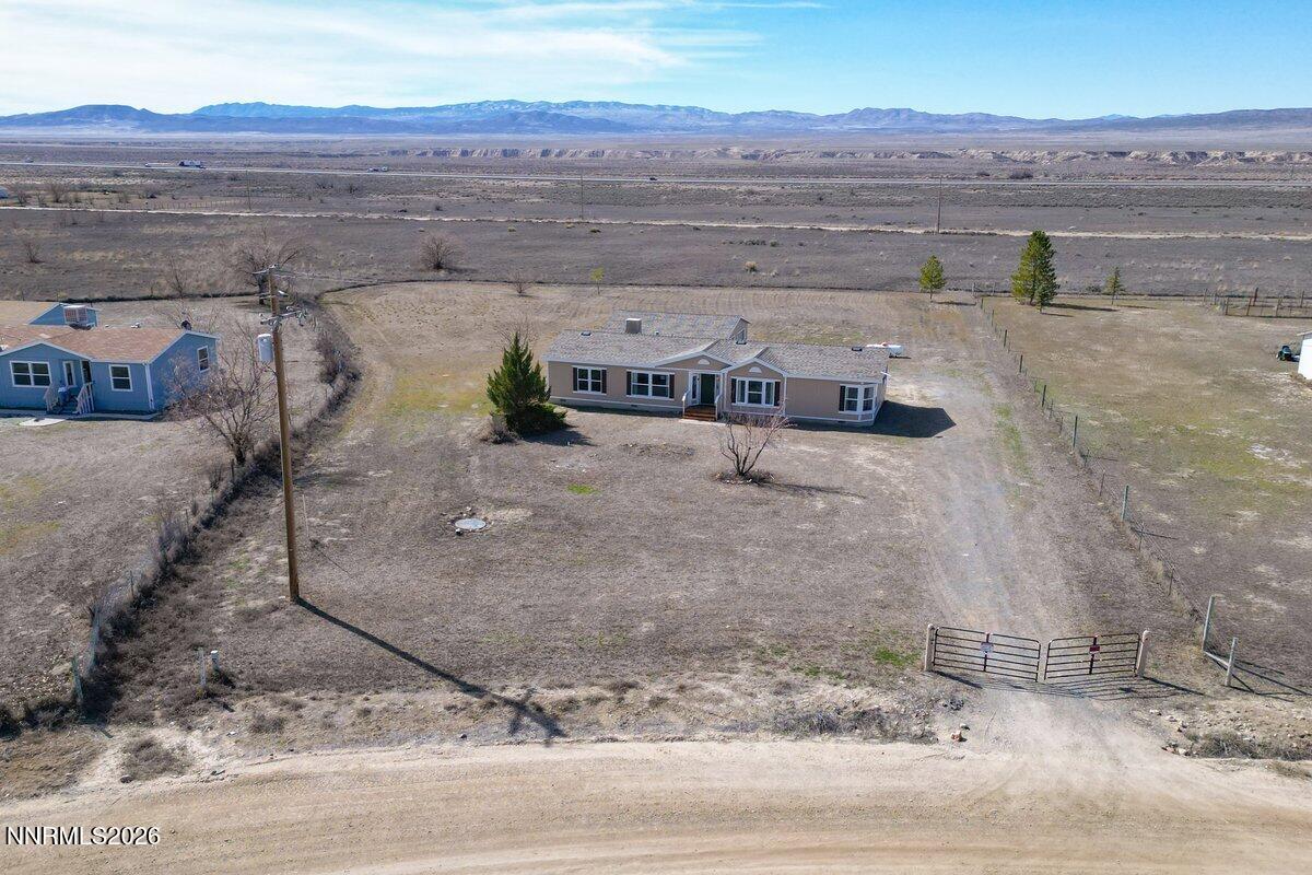 Image 4: 22225 Topaz Lake Ln Lovelock NV 89419 1