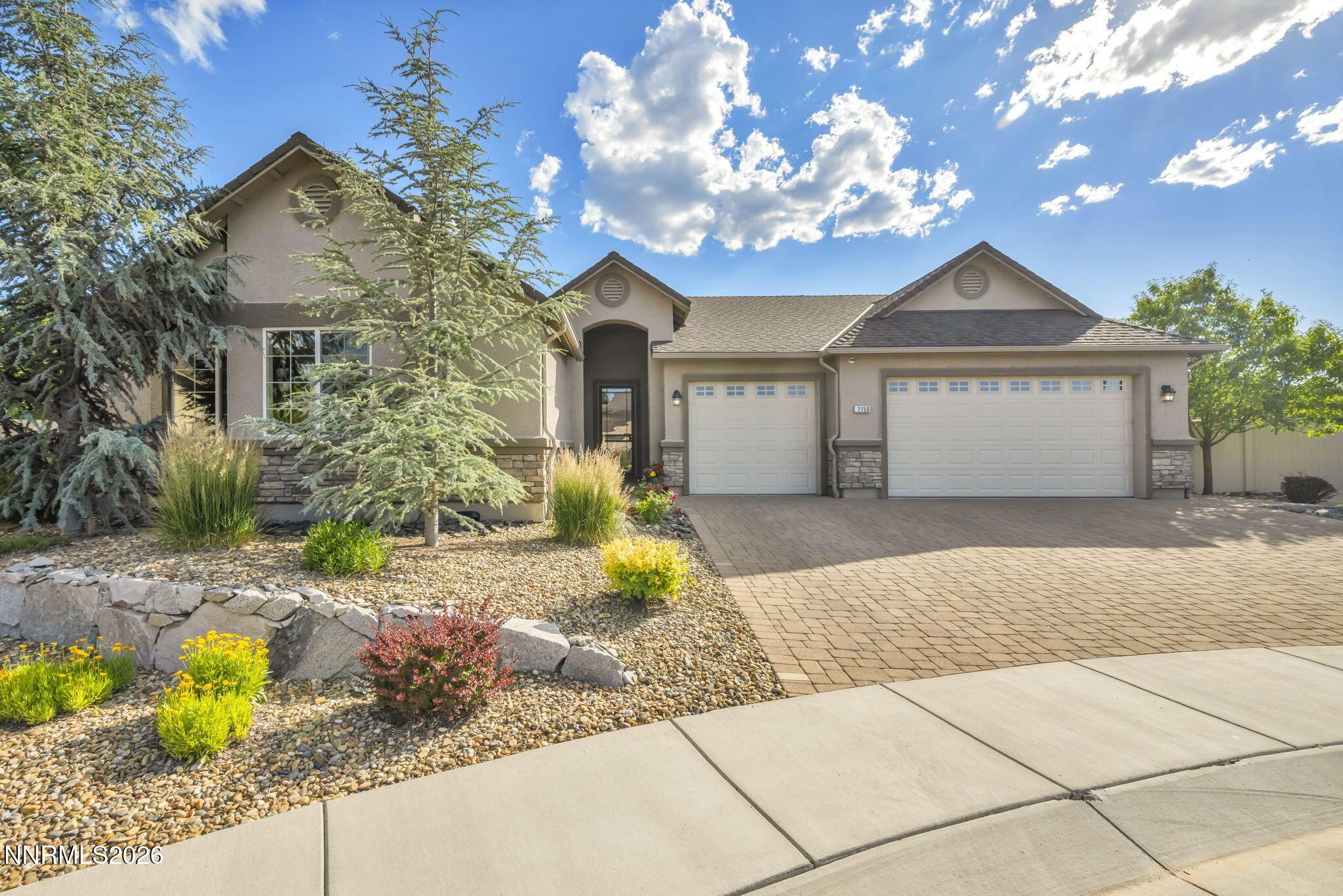 Image 2: 3-web-or-mls-2150-berkich-ct