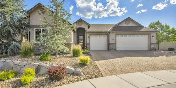 Image 2: 3-web-or-mls-2150-berkich-ct