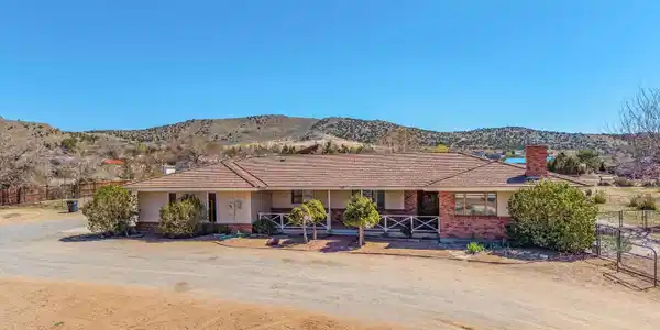 9320 Arrowhead Way