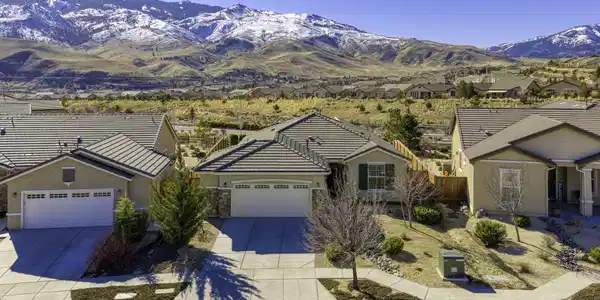 9111 Kenton Trail