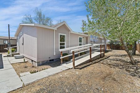 2825 Winnemucca Street
