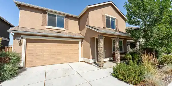 3669 Hollywood Park Drive