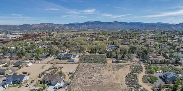 3655 Cherokee Drive