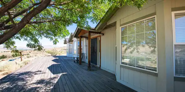 Image 2: 6367 Rio Vista Ln-4
