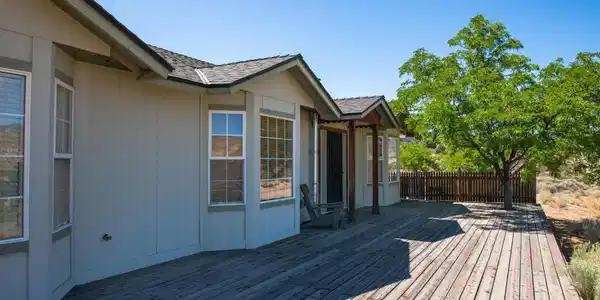 Image 4: 6367 Rio Vista Ln-2