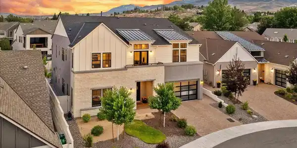 206 Criollo Court