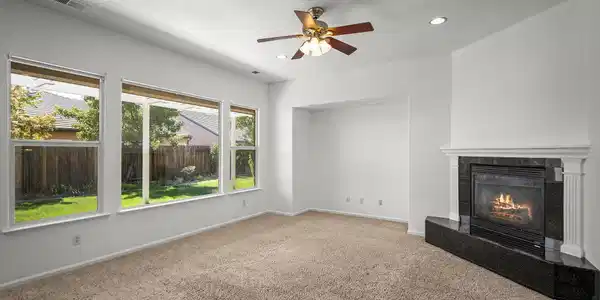 Image 2: 4-web-or-mls-_DSC0654